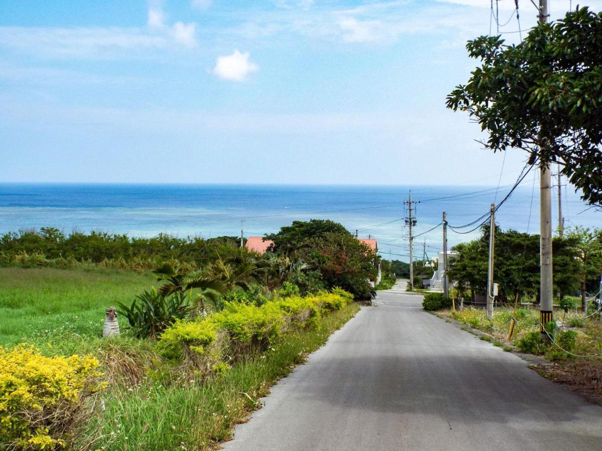 Asobibase Yamabare-House Hotel Ishigaki  ภายนอก รูปภาพ